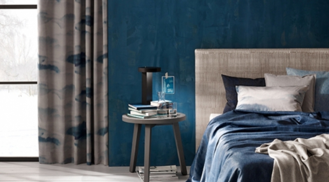 INTO THE BLUE, Vorhang CLOUDS, Kopfteil ASSAM, Kissen LINUM & CLOUDS & COLLIN