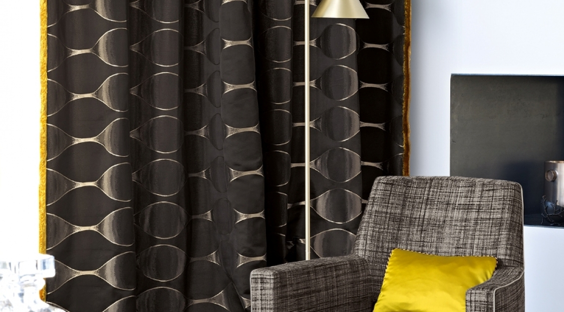 Vorhang Cannes 989, Sessel Movie 997, Kissen Monaco 175