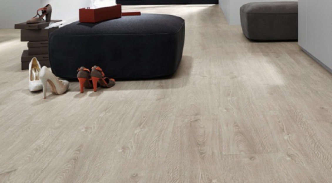 j-5018 Limed grey wood