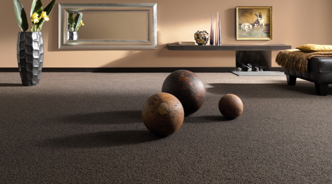 Wollschlinge Vorwek NOMADA in in 9 seidenmatten Farbstellungen