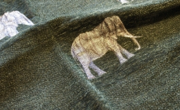 Bezugsstoff Elefant